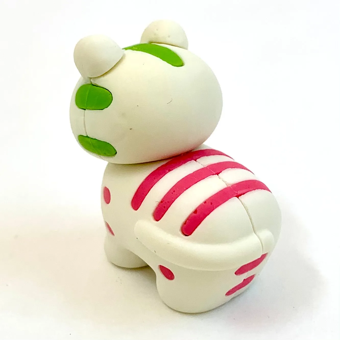 38457 Iwako Colorz Tiger -12 sets of 5 Erasers