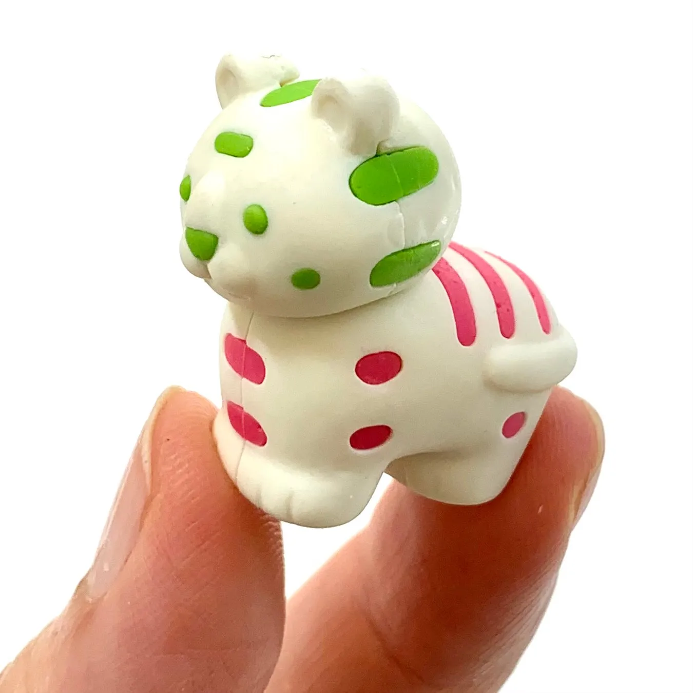 38457 Iwako Colorz Tiger -12 sets of 5 Erasers