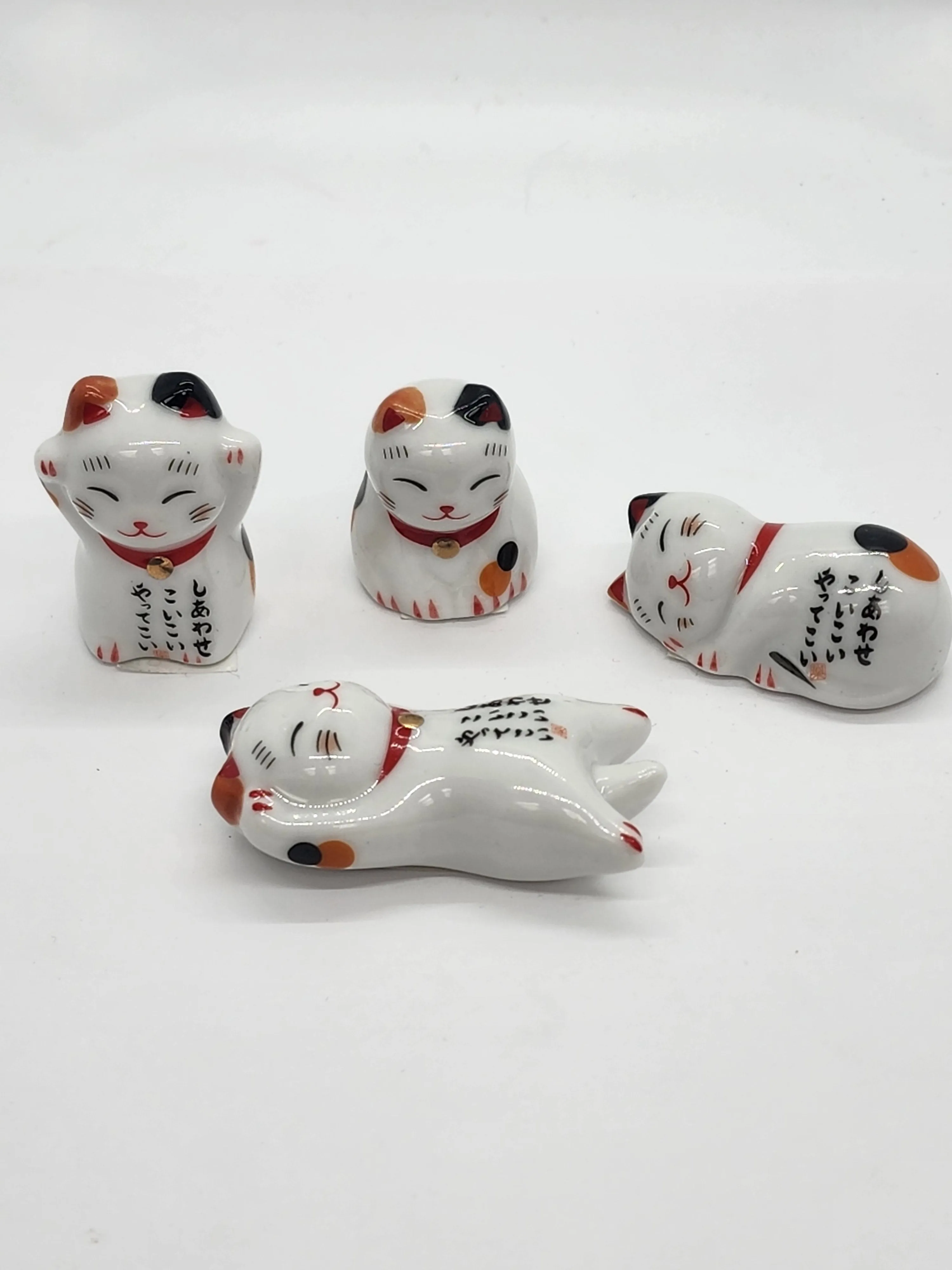 Cat, Lucky White Miniature 1 Figurines (Chopstick Holder)