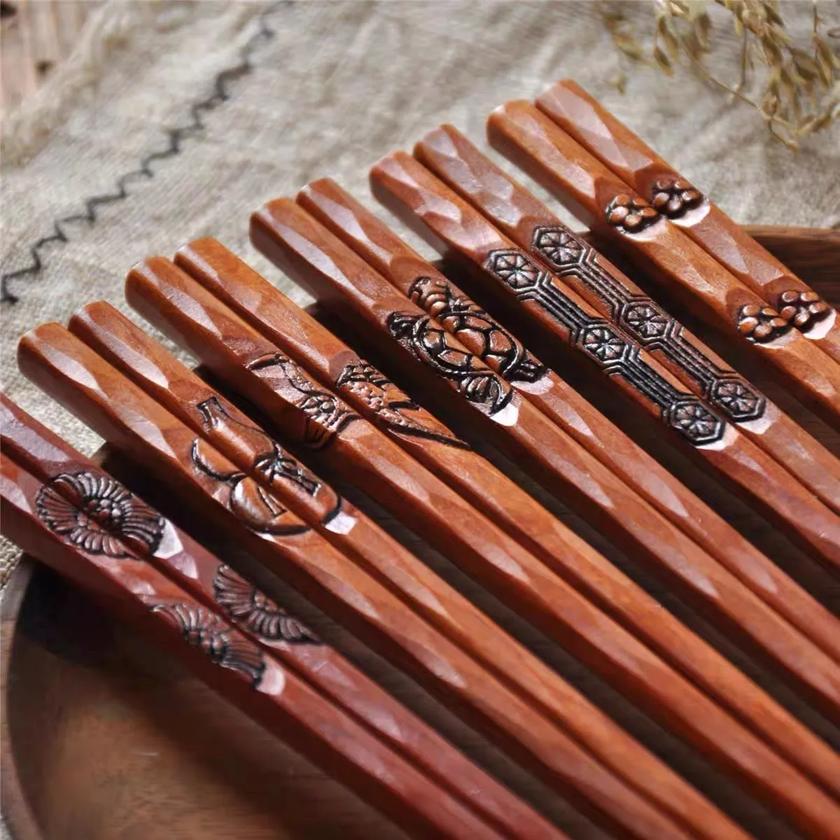 Japanese Style Wooden Engraved Chopsticks Set